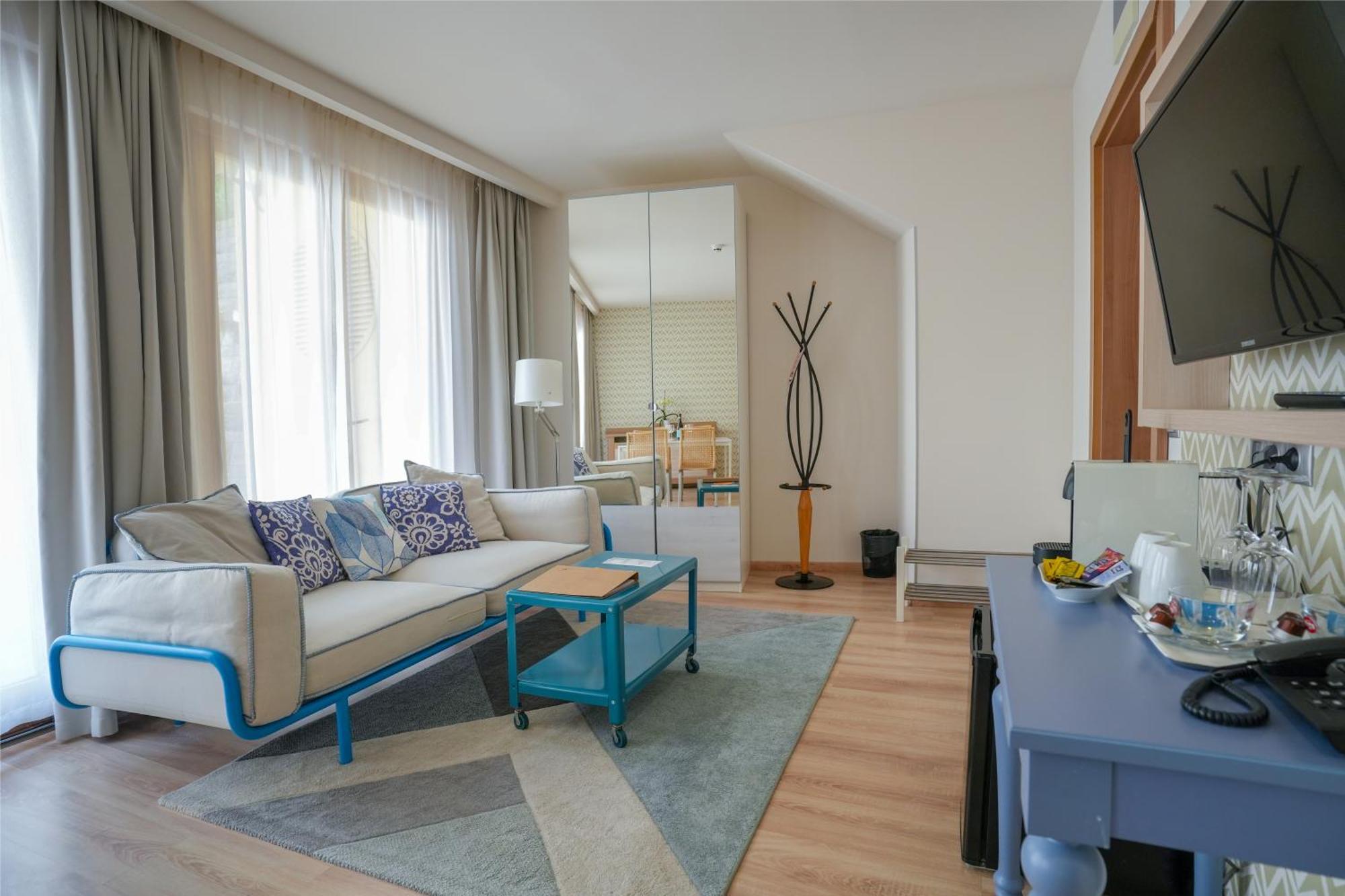 Imola Udvarhaz Dessert Hotel Eger Luaran gambar