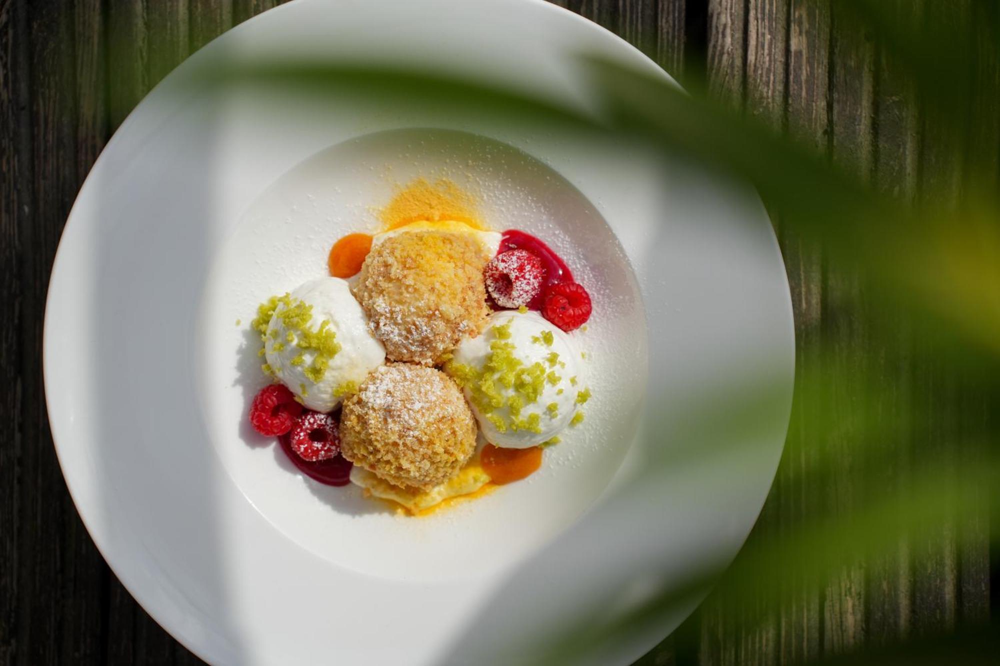 Imola Udvarhaz Dessert Hotel Eger Luaran gambar