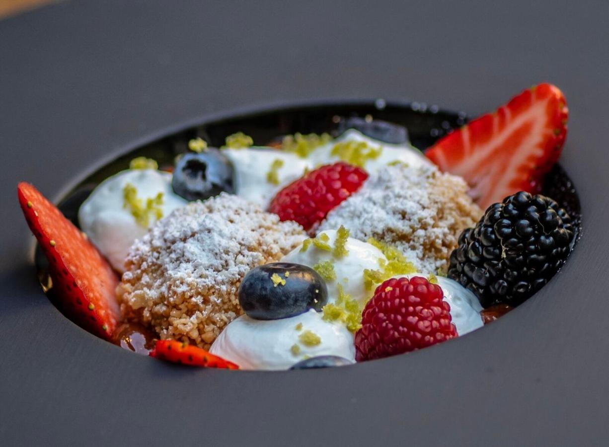 Imola Udvarhaz Dessert Hotel Eger Luaran gambar